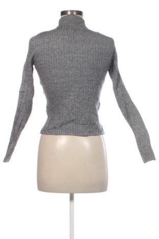 Dámský svetr Bershka, Velikost L, Barva Šedá, Cena  279,00 Kč