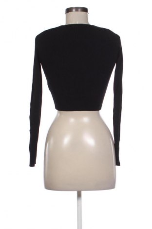 Női pulóver Bershka, Méret M, Szín Fekete, Ár 5 899 Ft