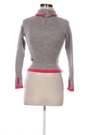 Дамски пуловер Devold, Размер S, Цвят Сив, Цена 61,99 лв.