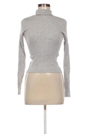Дамски пуловер Unbranded, Размер S, Цвят Сив, Цена 10,99 лв.