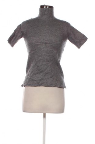 Dámský svetr Zara, Velikost S, Barva Černá, Cena  129,00 Kč