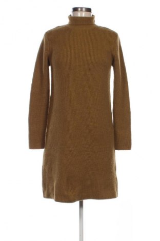 Damski sweter Zara, Rozmiar M, Kolor Złocisty, Cena 75,99 zł