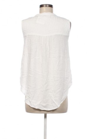 Дамски топ ONLY, Размер S, Цвят Бял, Цена 46,99 лв.