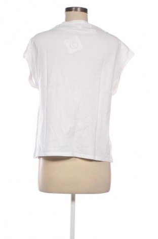 Дамски топ Reserved, Размер M, Цвят Бял, Цена 29,33 лв.