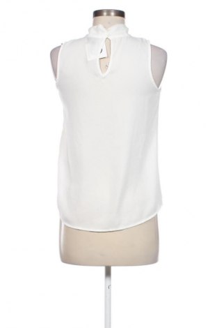 Дамски топ Vero Moda, Размер XS, Цвят Бял, Цена 20,01 лв.