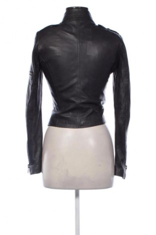 Дамско кожено яке Gestuz, Размер XS, Цвят Сив, Цена 247,00 лв.