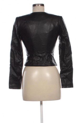 Дамско кожено яке Reserved, Размер XS, Цвят Черен, Цена 58,00 лв.