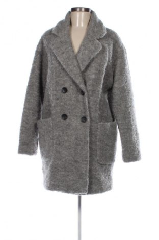 Дамско палто Bershka, Размер S, Цвят Сив, Цена 51,99 лв.