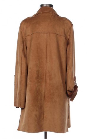 Дамско палто Bershka, Размер M, Цвят Кафяв, Цена 58,14 лв.