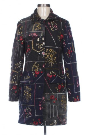 Дамско палто Desigual, Размер S, Цвят Многоцветен, Цена 194,99 лв.