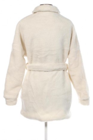 Дамско палто Pieces, Размер M, Цвят Бял, Цена 28,99 лв.