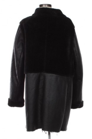Dámský kabát  S.Oliver, Velikost XXL, Barva Černá, Cena  1 229,00 Kč
