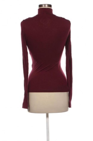 Дамско полo Stradivarius, Размер XS, Цвят Червен, Цена 16,99 лв.