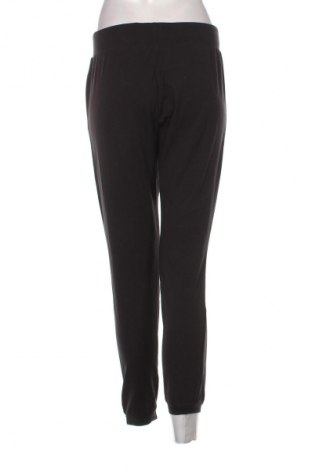 Дамско спортно долнище Beloved, Размер M, Цвят Черен, Цена 19,99 лв.