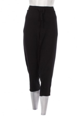 Damskie spodnie sportowe Kangaroos, Rozmiar 3XL, Kolor Czarny, Cena 207,99 zł