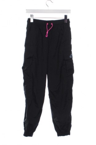 Dámske tepláky Nike, Veľkosť XS, Farba Čierna, Cena  20,99 €