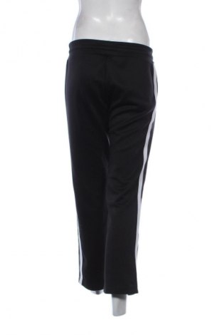 Női sport nadrág Nike, Méret M, Szín Fekete, Ár 5 919 Ft