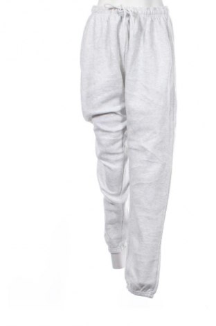 Дамско спортно долнище Unbranded, Размер XL, Цвят Бял, Цена 10,73 €