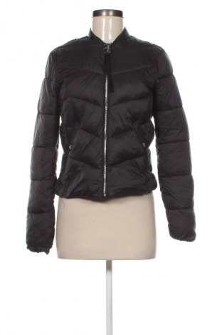 Dámska bunda  Bershka, Veľkosť XS, Farba Čierna, Cena  17,95 €