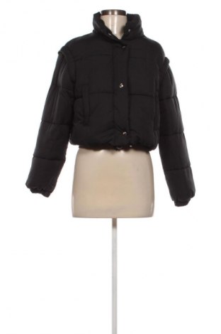 Γυναικείο μπουφάν Bershka, Μέγεθος XS, Χρώμα Μαύρο, Τιμή 33,99 €