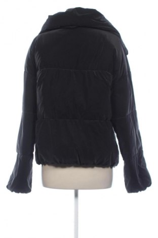 Γυναικείο μπουφάν FILA, Μέγεθος S, Χρώμα Μαύρο, Τιμή 59,34 €