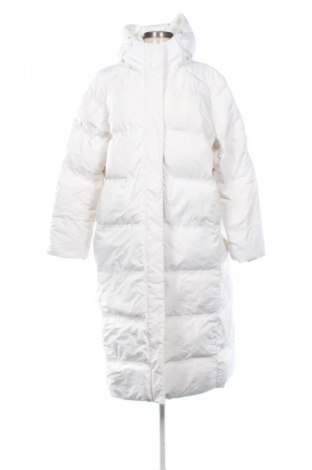 Γυναικείο μπουφάν Guess, Μέγεθος XL, Χρώμα Λευκό, Τιμή 79,60 €