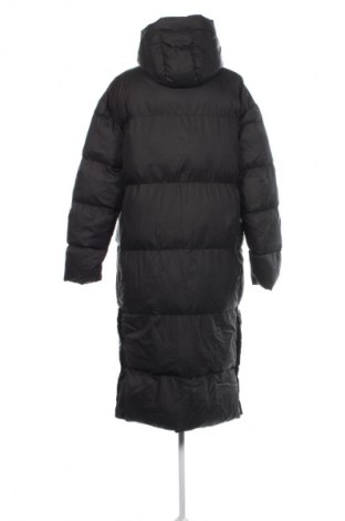 Γυναικείο μπουφάν Madmext, Μέγεθος S, Χρώμα Μαύρο, Τιμή 38,99 €