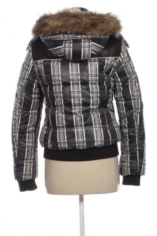 Γυναικείο μπουφάν ONLY, Μέγεθος M, Χρώμα Πολύχρωμο, Τιμή 56,37 €