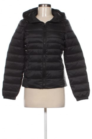 Дамско яке ONLY, Размер S, Цвят Черен, Цена 93,99 лв.