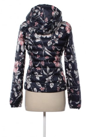 Дамско яке ONLY, Размер S, Цвят Многоцветен, Цена 40,89 лв.