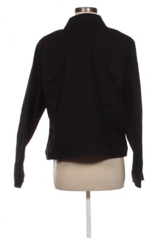 Dámska bunda  ONLY Carmakoma, Veľkosť XXL, Farba Čierna, Cena  46,95 €