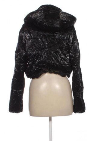Γυναικείο μπουφάν Pull&Bear, Μέγεθος S, Χρώμα Μαύρο, Τιμή 28,99 €