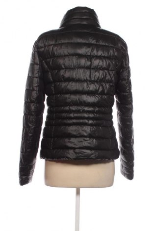 Dámska bunda  Reserved, Veľkosť M, Farba Čierna, Cena  24,48 €