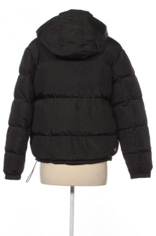 Дамско яке Tommy Jeans, Размер S, Цвят Черен, Цена 364,99 лв.