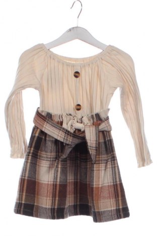 Kinderkleid Unbranded, Größe 3-4y/ 104-110 cm, Farbe Mehrfarbig, Preis € 12,25