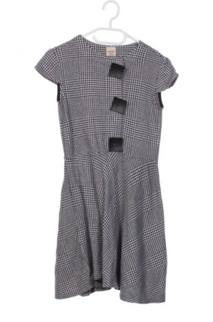 Детска рокля Unbranded, Размер 8-9y/ 134-140 см, Цвят Многоцветен, Цена 19,99 лв.