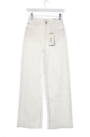 Dětské džíny  Garcia, Velikost 12-13y/ 158-164 cm, Barva Bílá, Cena  759,00 Kč