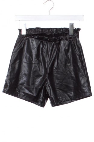 Kinder Shorts LC Waikiki, Größe 10-11y/ 146-152 cm, Farbe Schwarz, Preis 5,99 €