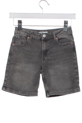 Gyerek rövidnadrág Sinsay, Méret 7-8y / 128-134 cm, Szín Szürke, Ár 2 269 Ft