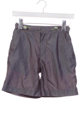 Детски къс панталон Unbranded, Размер 8-9y/ 134-140 см, Цвят Сив, Цена 14,00 лв.