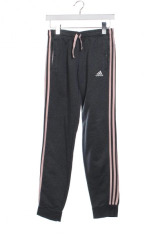 Detské tepláky Adidas, Veľkosť 14-15y/ 168-170 cm, Farba Viacfarebná, Cena  11,95 €