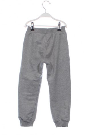 Detské tepláky Breeze, Veľkosť 3-4y/ 104-110 cm, Farba Sivá, Cena  8,95 €