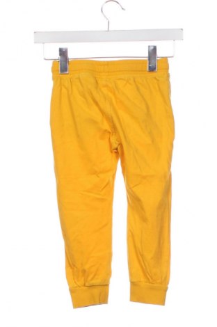 Детско спортно долнище H&M, Размер 4-5y/ 110-116 см, Цвят Жълт, Цена 25,42 лв.