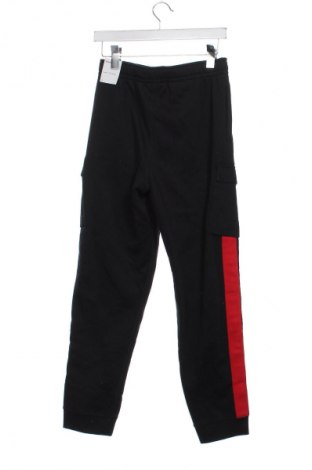 Kinder Sporthose Nike, Größe 14-15y/ 168-170 cm, Farbe Schwarz, Preis € 39,39