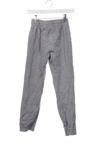 Kinder Sporthose Nike, Größe 10-11y/ 146-152 cm, Farbe Grau, Preis € 27,99