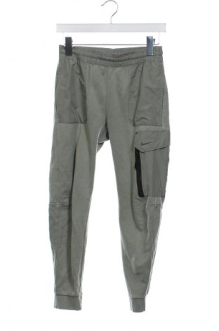 Детско спортно долнище Nike, Размер 11-12y/ 152-158 см, Цвят Зелен, Цена 91,20 лв.