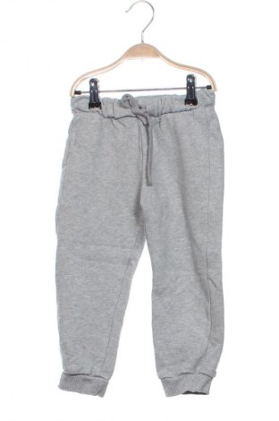 Gyerek sport nadrág United Colors Of Benetton, Méret 3-4y / 104-110 cm, Szín Szürke, Ár 5 400 Ft