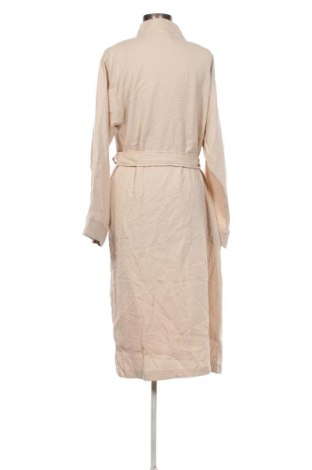 Халат Unbranded, Размер L, Цвят Бежов, Цена 62,99 лв.