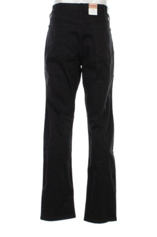 Pánske džínsy  Wrangler, Veľkosť XL, Farba Čierna, Cena  107,95 €