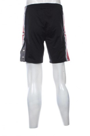 Pantaloni scurți de bărbați Adidas, Mărime S, Culoare Multicolor, Preț 243,99 Lei